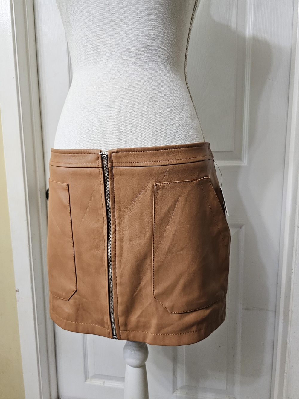 Women's Tan Faux Leather Zip-Front Mini Skirt